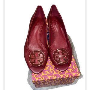 Tory Burch low wedge red leather shoes size 8 NEW